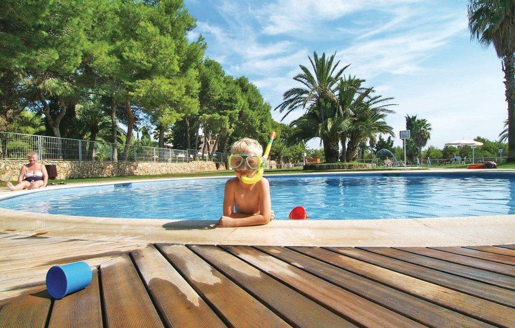 Camping Vilanova Park Vilanova i la Geltru Bilik gambar